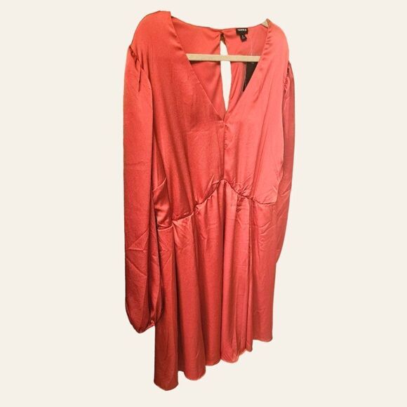 TORRID Plus Size Mini Bubble Charmeuse Babydoll dress 4X - Picture 9 of 16